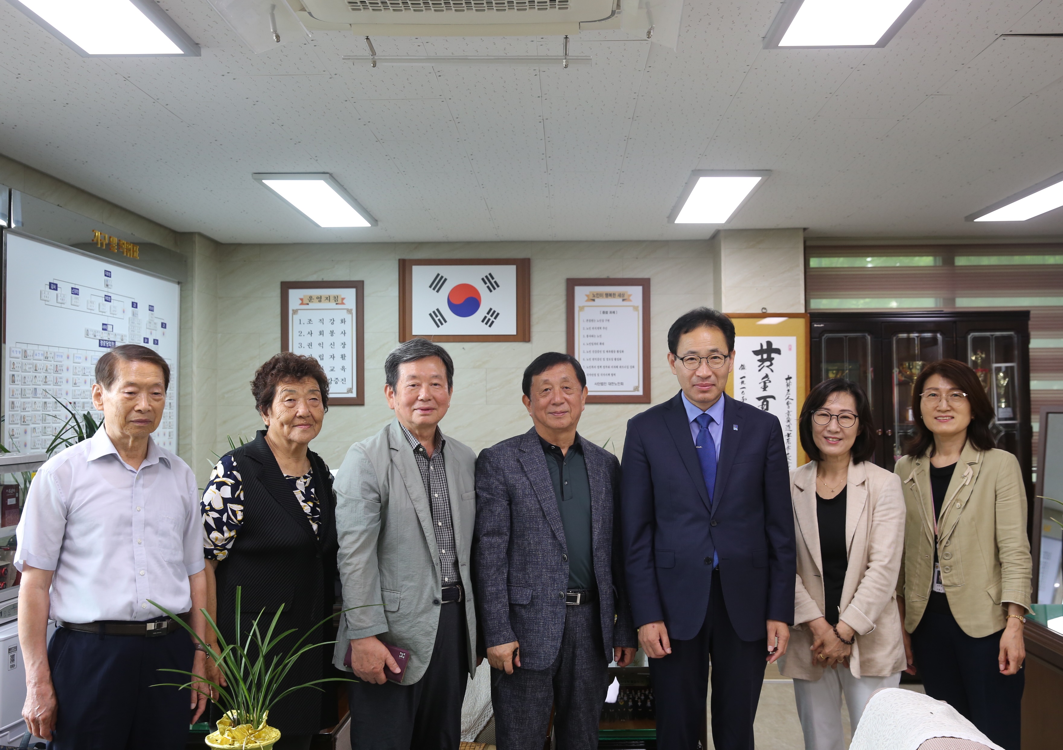 대한노인회 장안구지회 방문4번 사진